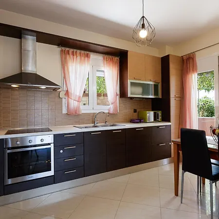 Marina Villa, A Nature Inspiring Retreat