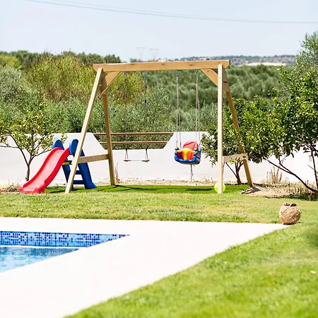 Летний дом Marina Villa, A Nature Inspiring Retreat *